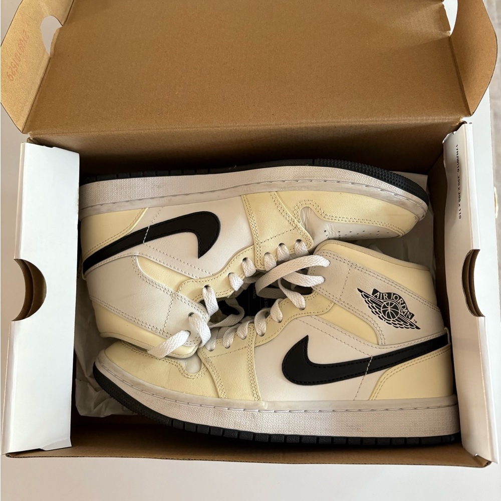 Women’s Air Jordan 1